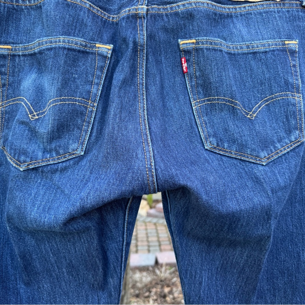 Levi's Men's Blue Jeans pair 1 - Picture 5 of 8